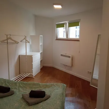 منزل للإقامة City Rooms Esch-Sur-Alzette إيش زور أليتْسّيتِّ