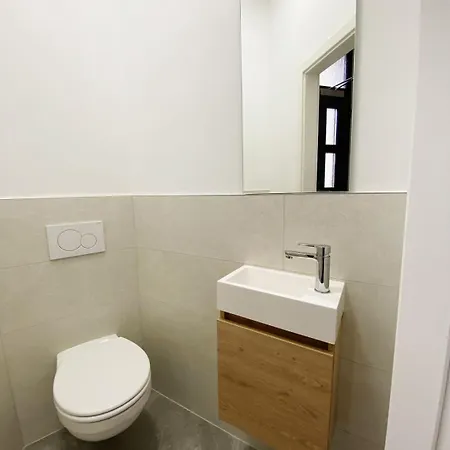 City Rooms Esch-Sur-Alzette منزل للإقامة