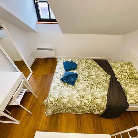 City Rooms Esch-Sur-Alzette منزل للإقامة *